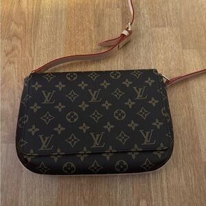 Louis Vuitton Monogram Crossbody Bag - Brown